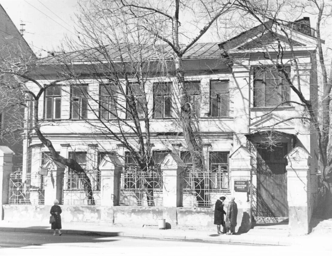 Как добраться в багетную мастерскую от метро Новослободская и Менделеевская